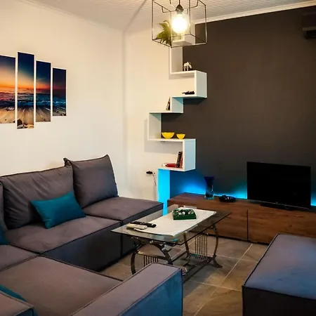 Greek Villa* Apartment *